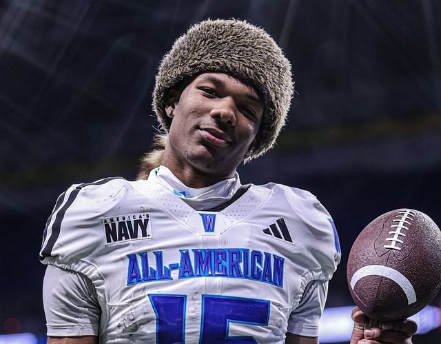 Ohio State quarterback signee Keisean Henderson #15 after the Navy All-American Bowl. Image via @KeiHednerson1 on X