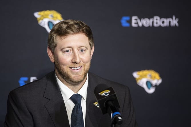 NFL franchise worth $5,400,000,000 draws line in the sand against Jaguars HC Liam Coen