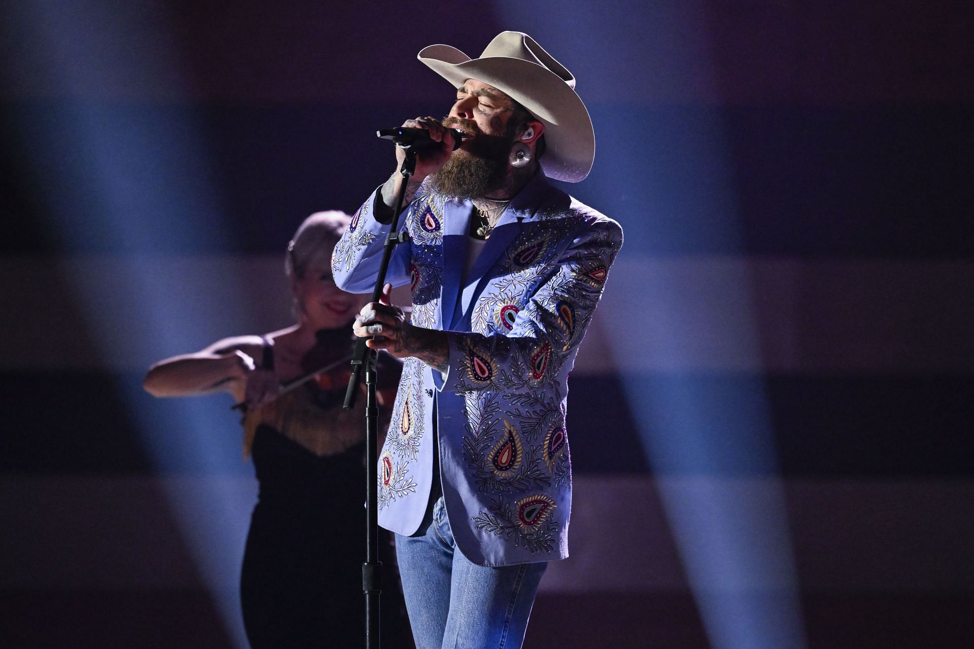 The 58th Annual CMA Awards - Show - Source: Getty