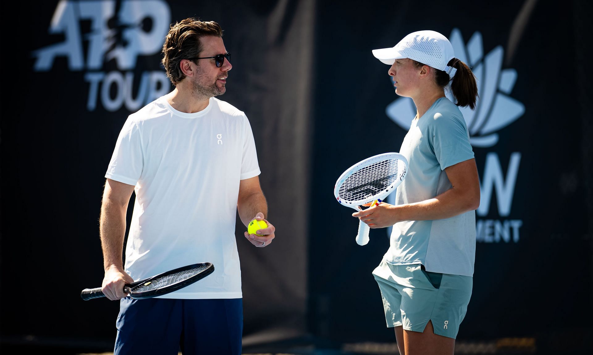 Wim Fissette (L) and Iga Swiatek (R) (Getty)