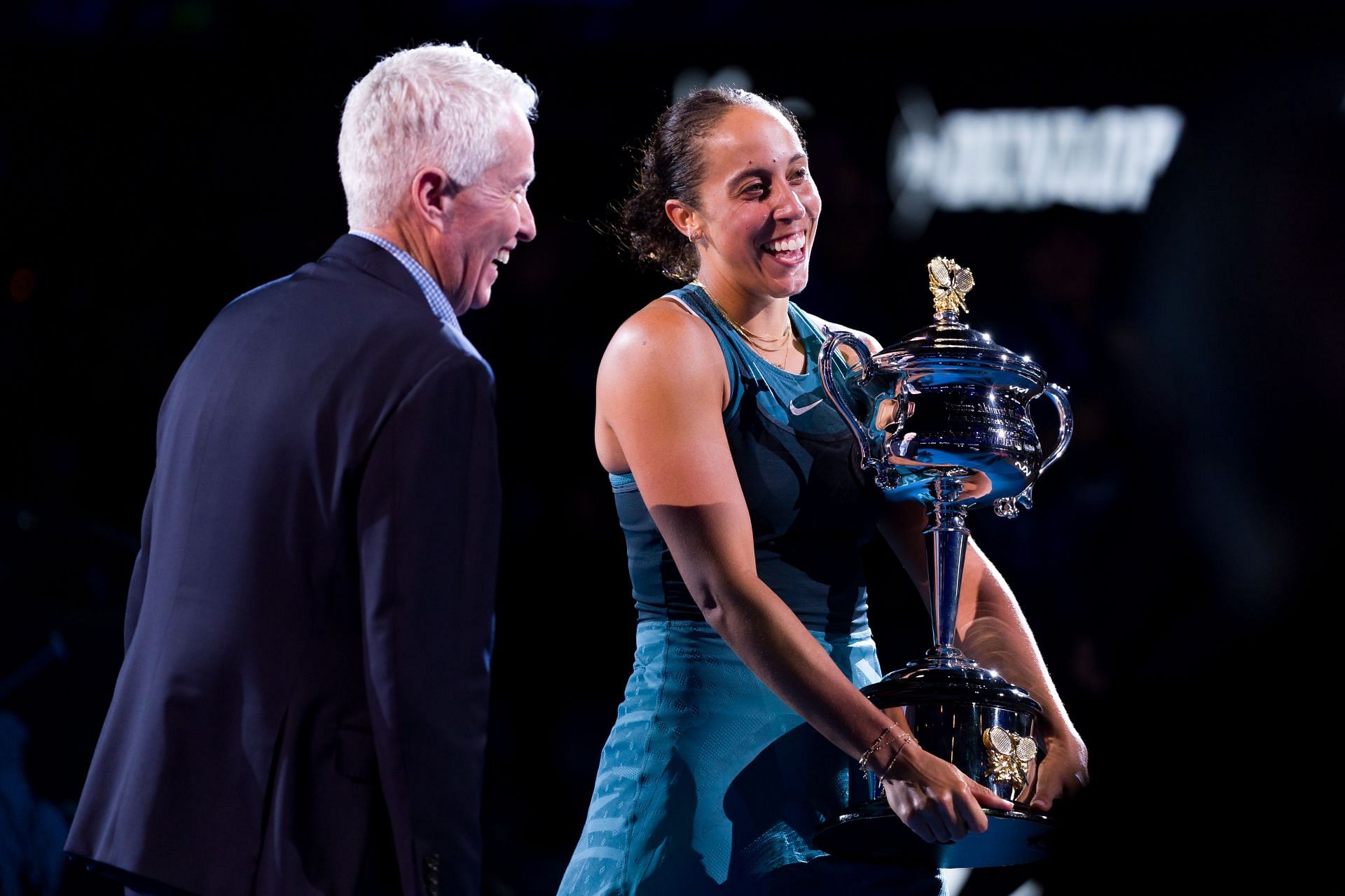 Madison Keys has a chat with tournament director Craig Tiley after maiden Major title at Australian Open 2025 (Source: Getty Images)