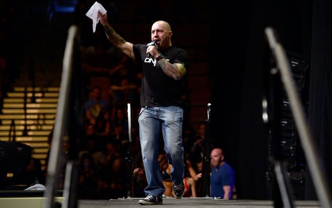Joe Rogan shares brutally honest take on rumored nuclear threat amid concerning UAP sightings: "People would freak out"