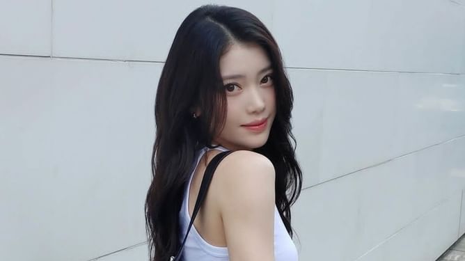 Kep1er's Xiaoting announces departure from TOPCLASS Entertainment