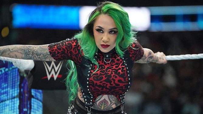 Condolences to WWE Superstar Shotzi