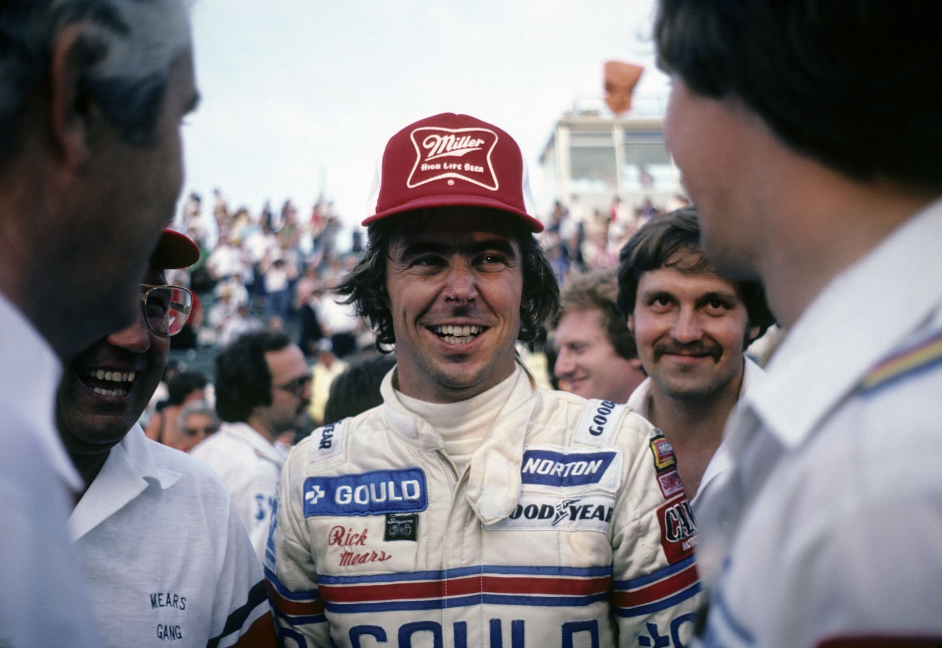 Rick Mears talking to his team - Source: Getty