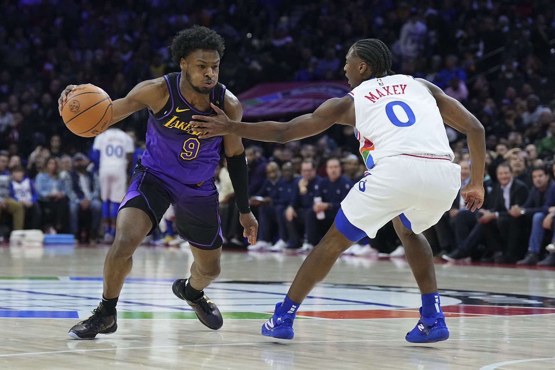 Fans ruthless troll Bronny James after lackluster showing against 76ers. -- Photo by GETTY