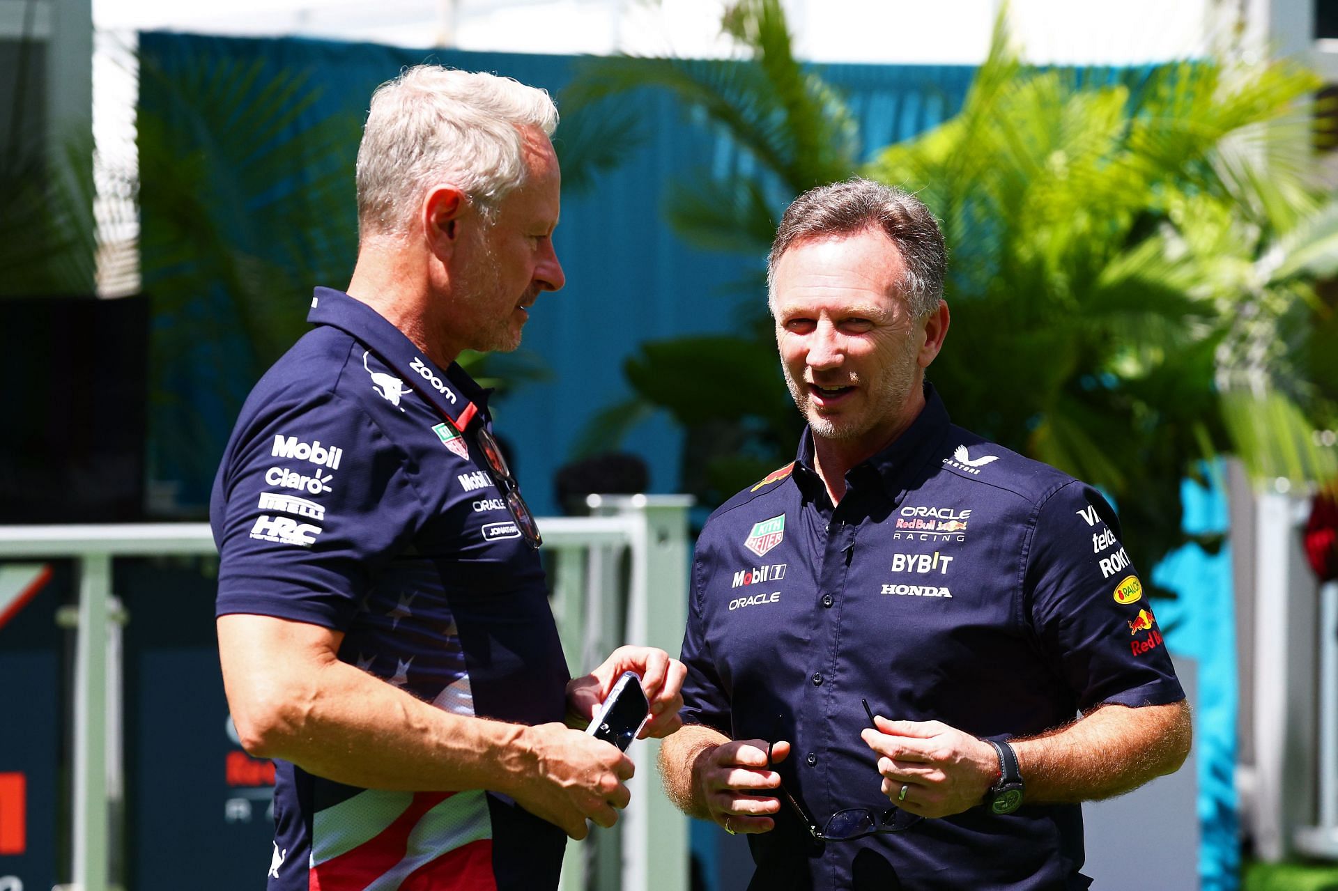 Red Bull team principal Christian Horner [R] with Jonathan Wheatley [L] (Image Source: Getty)