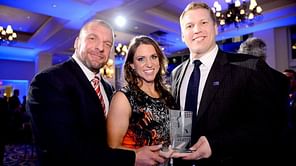 Retired WWE star Christopher Nowinski concerned top star has concussion after RAW; had a bad fall