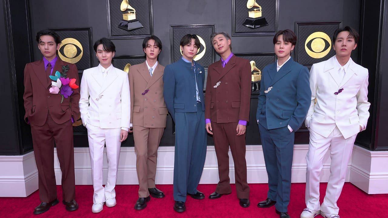 The septet at the 2021 Grammy Awards (Image via X/@RecordingAcad)