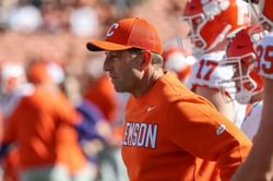 Three-star QB commit Brock Bradley gets overwhelmed after special visit from Dabo Swinney & team
