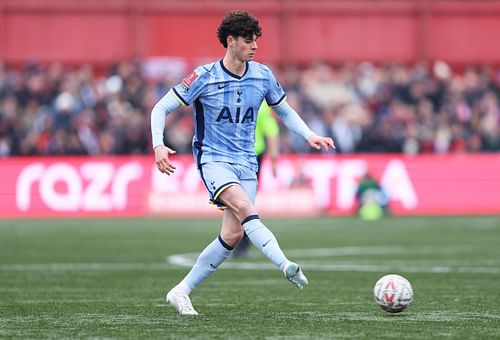 Tamworth v Tottenham Hotspur - Emirates FA Cup Third Round - Source: Getty