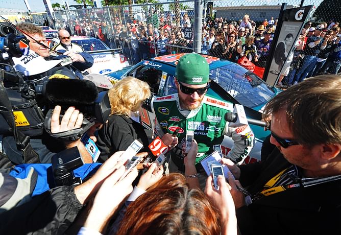 "Just pure driving": When Dale Earnhardt Jr. compared a JGR rival's talent to his Hendrick teammate in 2010