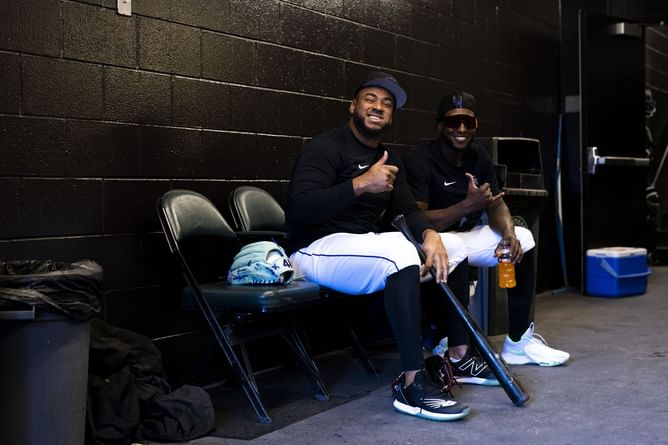 "Padres are poverty"; "Team sucks now Jurickson Profar is gone" - Fans react to San Diego re-signing Elias Diaz for $3,500,000