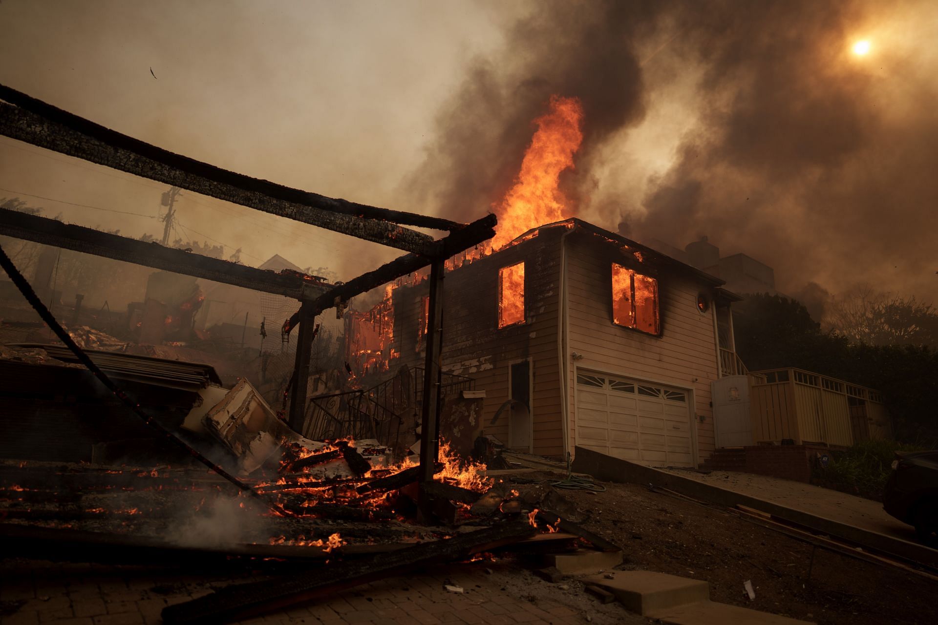 Powerful Winds Fuel Multiple Fires Across Los Angeles Area (Image via Getty)