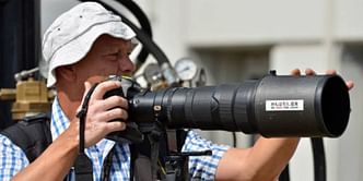 Who was Peter van Egmond? All about the iconic F1 photographer close to Max Verstappen's family