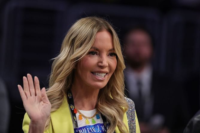 "This looks a little familiar" - Jeanie Buss reacts to Kate Hudson's Netflix series inspired by Lakers owner's life