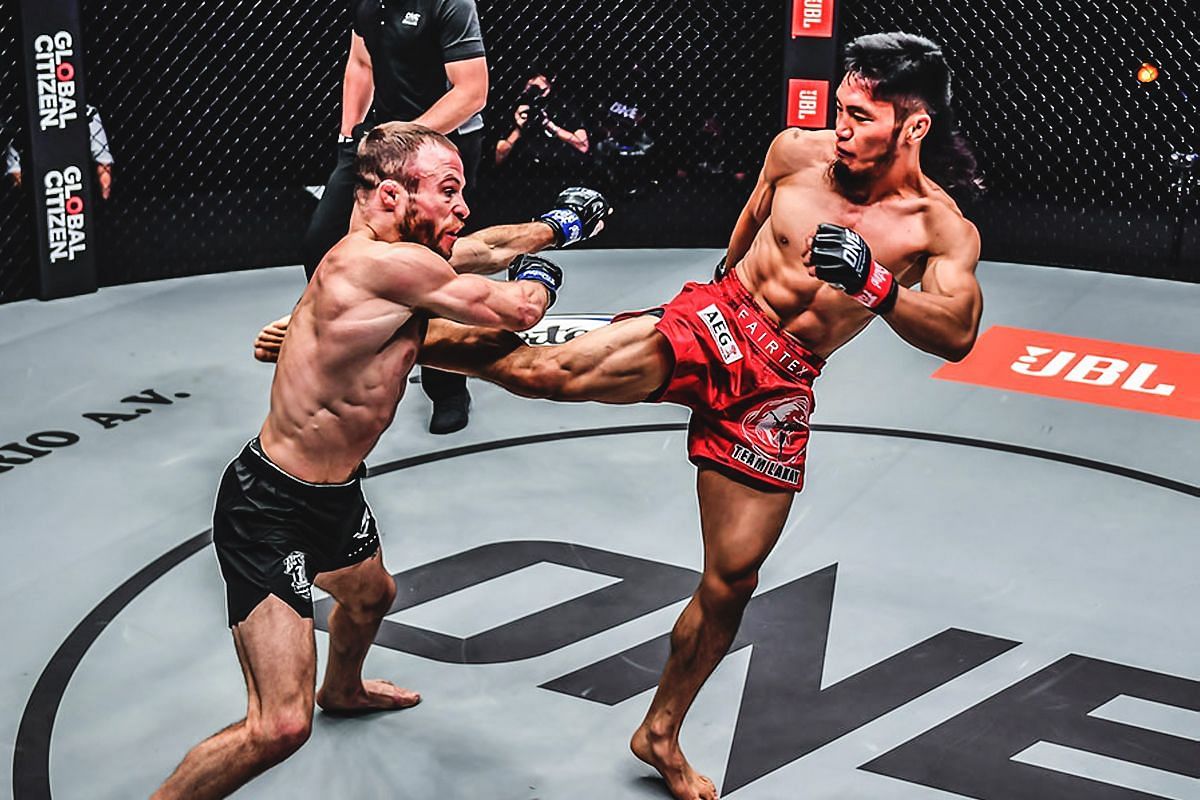 Jarred Brooks (left), Lito Adiwang (right) [Photo via ONE Championship]