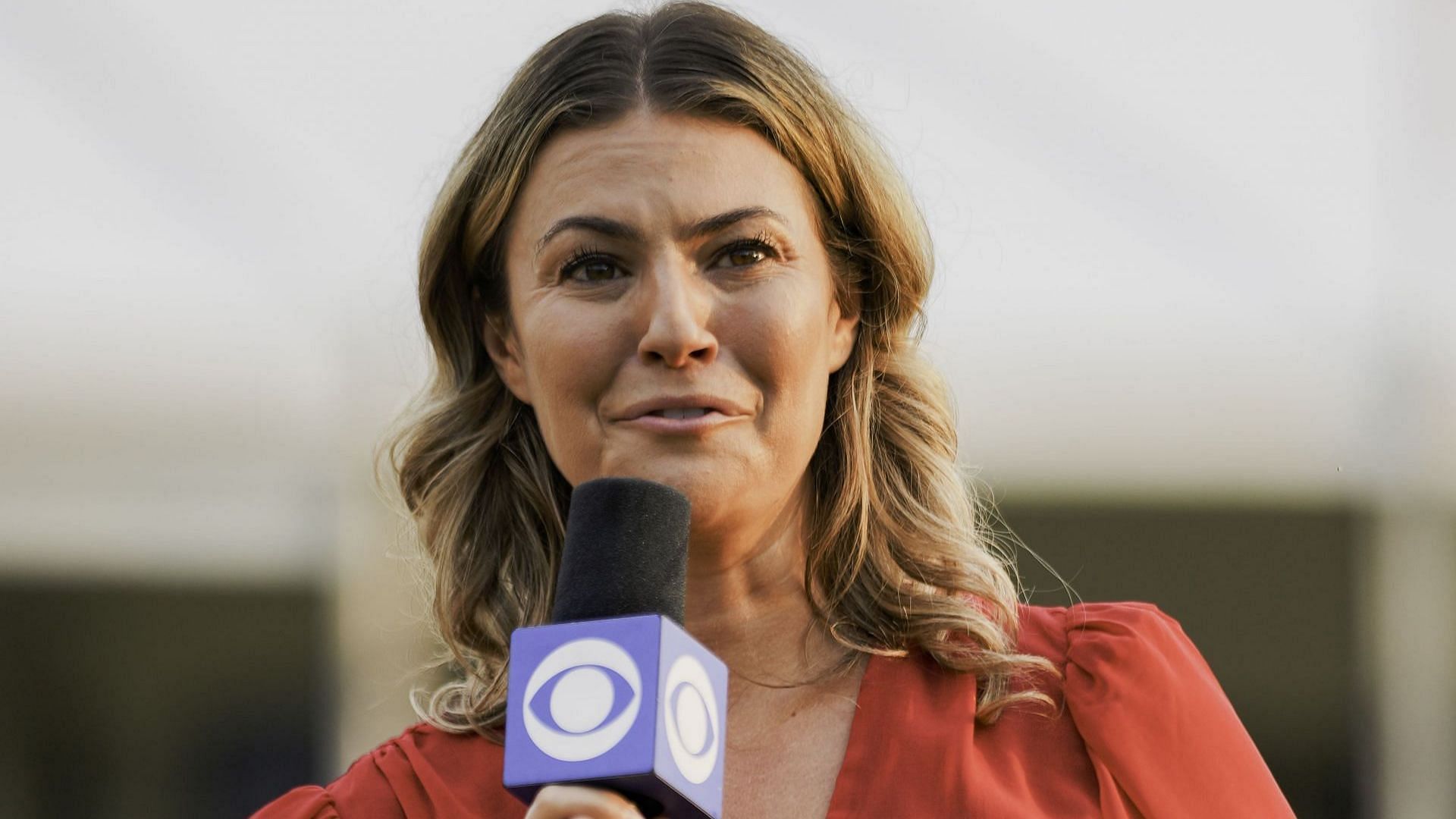 Amanda Balionis bids farewell to NFL all set to join PGA Tour again. Image via Getty Images