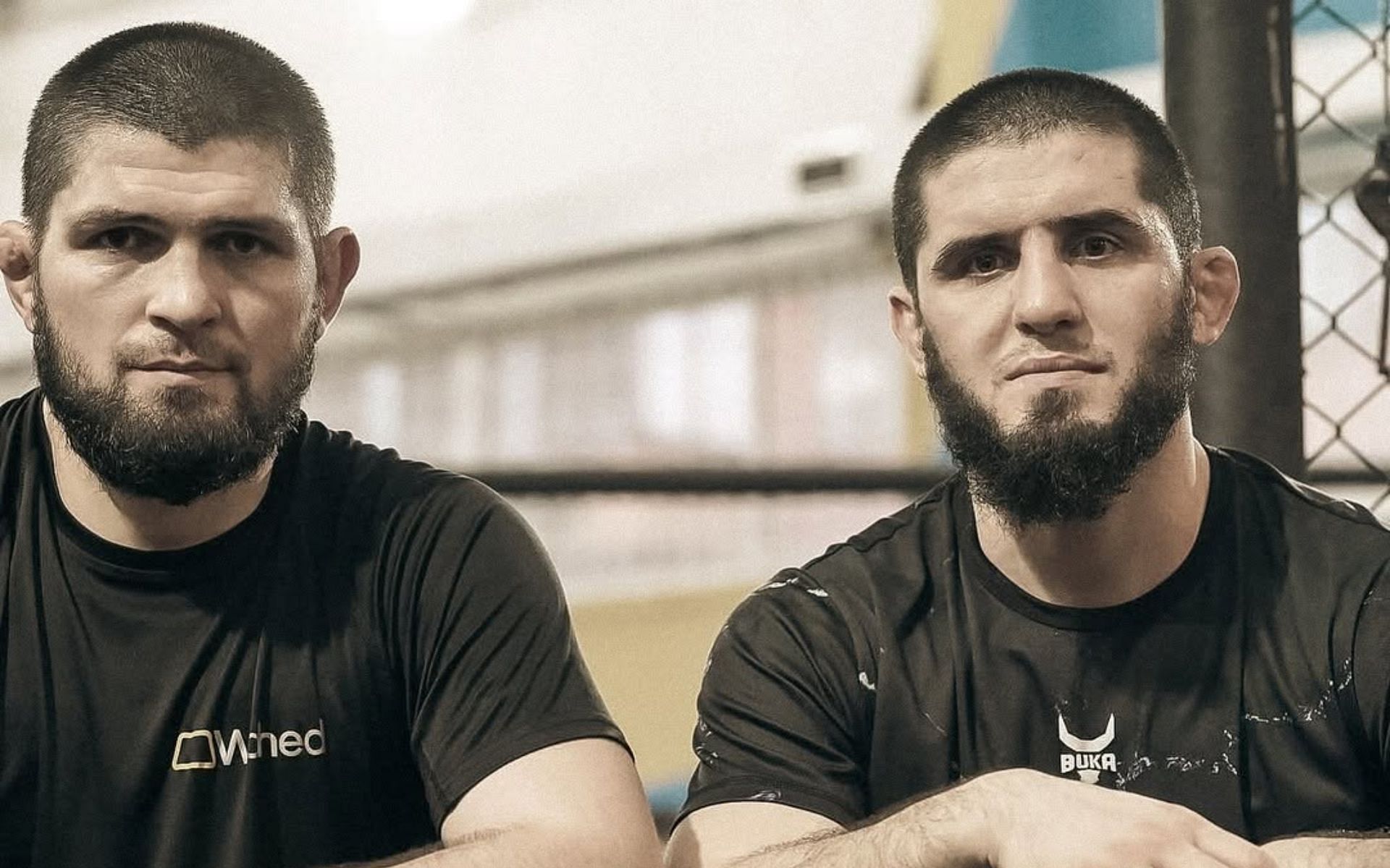 UFC Hall of Famer predicts that Islam Makhachev (right) may retire earily like Khabib Nurmagomedov (left). [Image courtesy: @bukaboxing on Instagram]