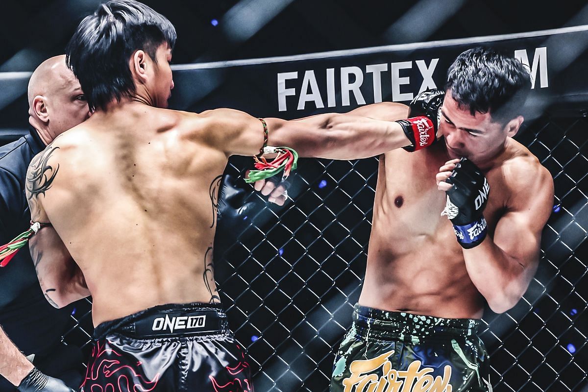 Tawanchai (left), Superbon (right) [Photo via ONE Championship]