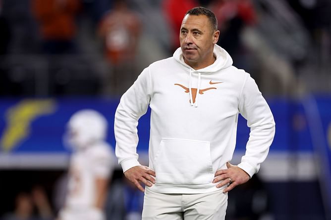 "Smart move by Sark": CFB world reacts to Steve Sarkisian's extension with Texas
