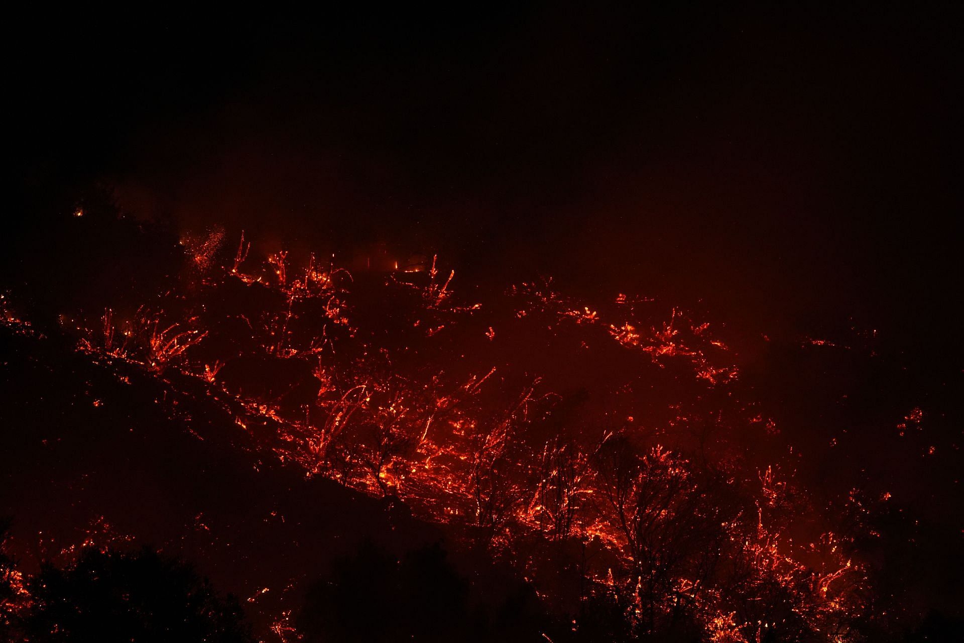 An aerial view of the California wildfires (Image via Lokman Vural Elibol/Anadolu via Getty Images)