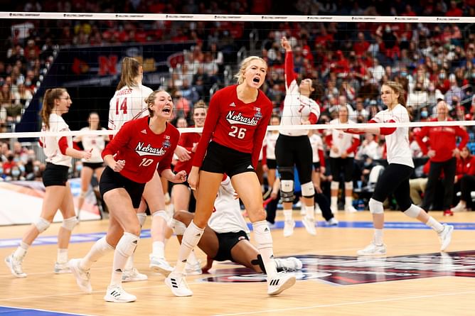 Lauren Stivrins reacts to featuring alongside former Huskers including Lexi Rodriguez for LOVB Omaha