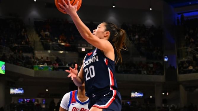 "She was the Paige [Bueckers] of Princeton": Geno Auriemma dives into Kaitlyn Chen's adjustments coming to UConn amid major praise