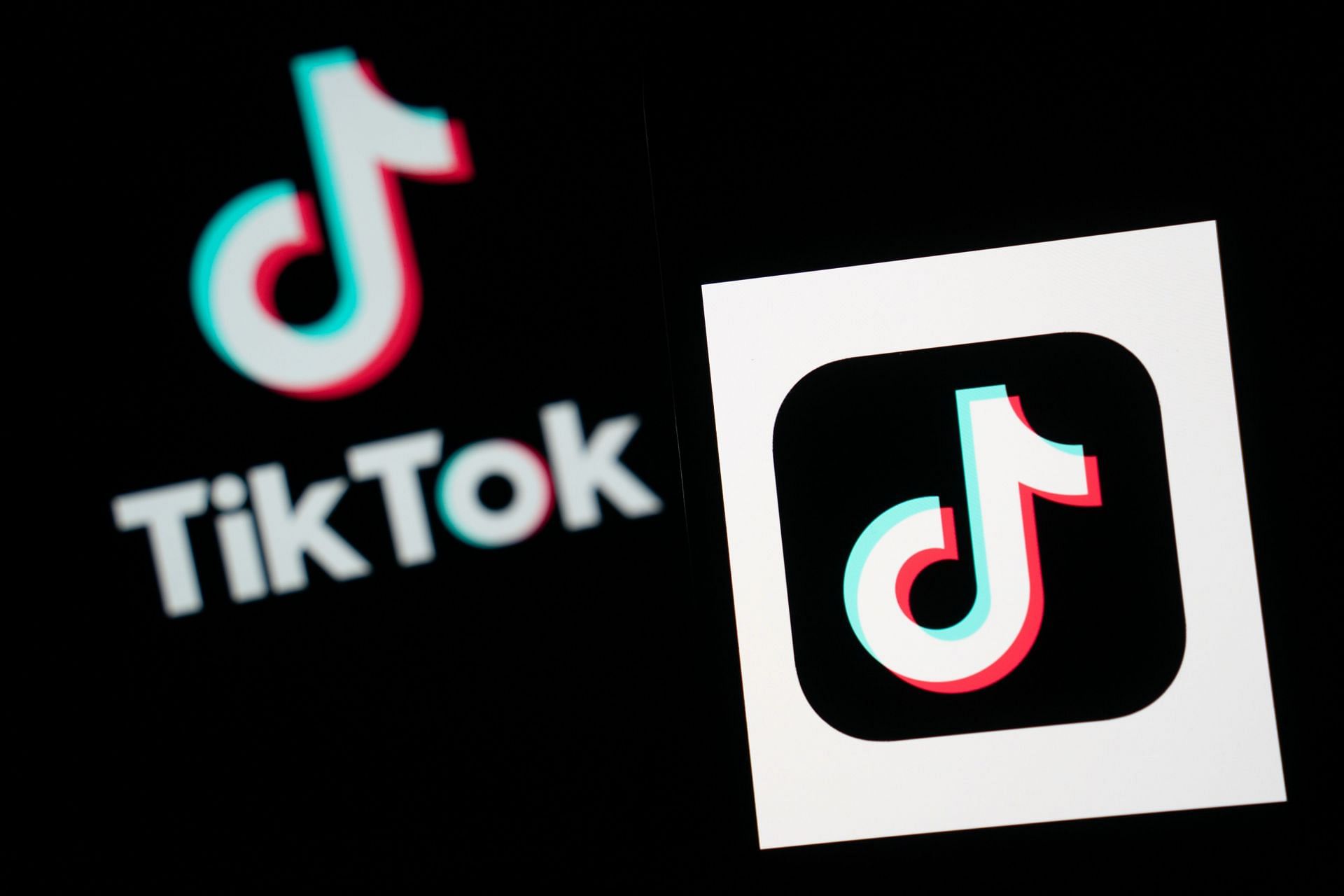 Illustrations Of TikTok And Xiaohongshu (RedNote) App - Source: Getty