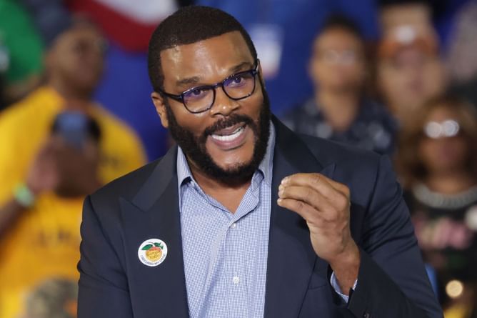 “Somebody call Luigi” — Netizens react as Tyler Perry calls out insurance companies for canceling policies ahead of LA wildfires