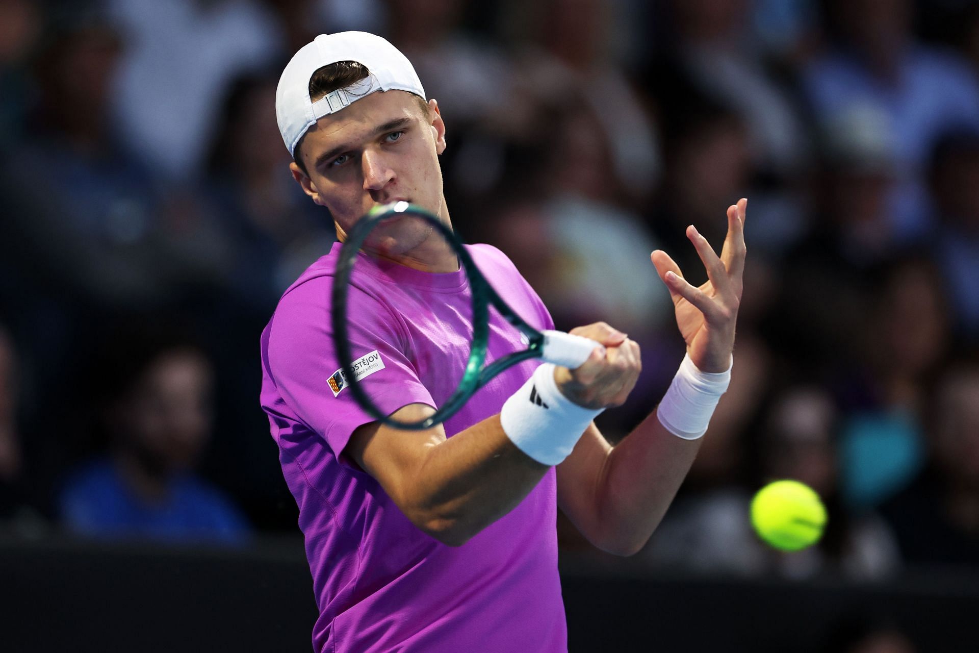 Jakub Mensik at the ASB Classic 2025. (Photo: Getty)