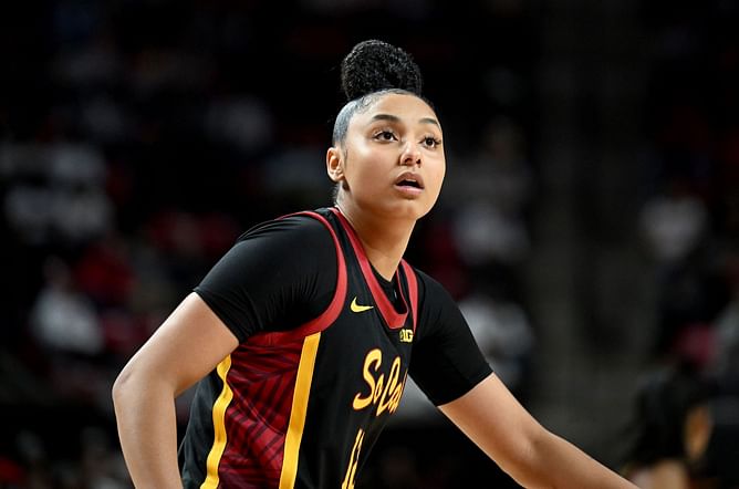 "My heart is heavy for my city": JuJu Watkins gets emotional amid devastating Southern California wildfires