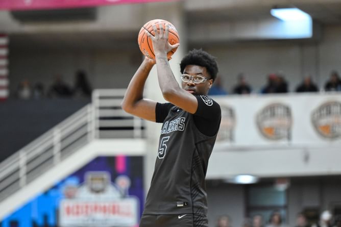 "Bryce back to scoring 8pts smh": Hoops fans react as Bryce James' Sierra Canyon fails to get a W over Nik Khamenia's Harvard Westlake