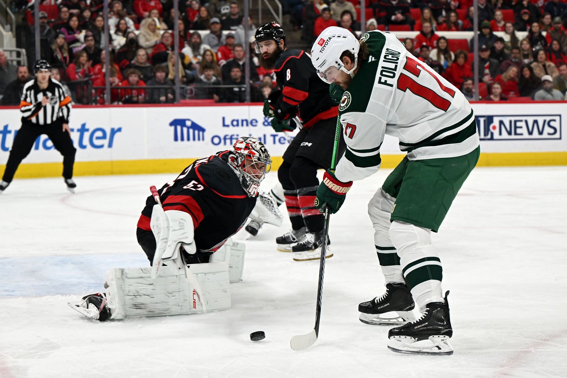 NHL: JAN 04 Wild at Hurricanes