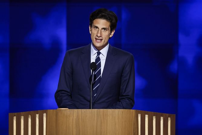"This is how you treat family"— Internet calls out Jack Schlossberg for mocking RFK Jr over his health condition