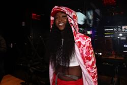 “She look like straight out of a Disney movie”: $1.5 million NIL-valued Flau’jae Johnson reviews Taylor Swift’s outfit at Travis Kelce’s Chief game