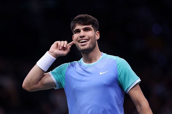 WATCH: Carlos Alcaraz melts hearts with classy gesture for Australian Open worker