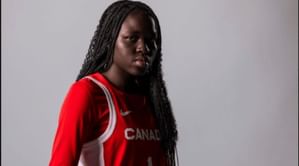 "Come be a Gamecock": Hoops fans react as 5-star recruit Agot Makeer names Dawn Staley's South Carolina and Geno Auriemma's UConn among top 3 schools