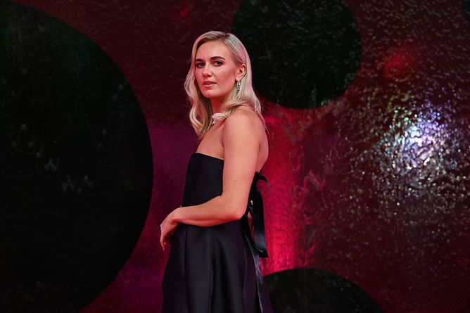 Ariarne Titmus rocks coordinated outfit on debut day as commentator at Australian Open 2025