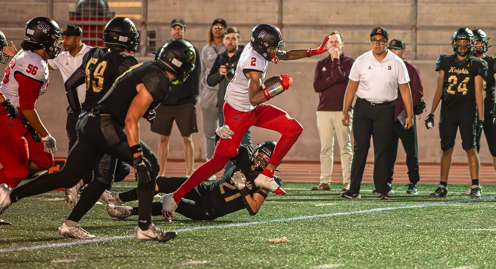 Mount Miguel High School (CA) athlete Brandon Arrington Jr. #2 during a game. Image via @Brandonjubie2 on X 