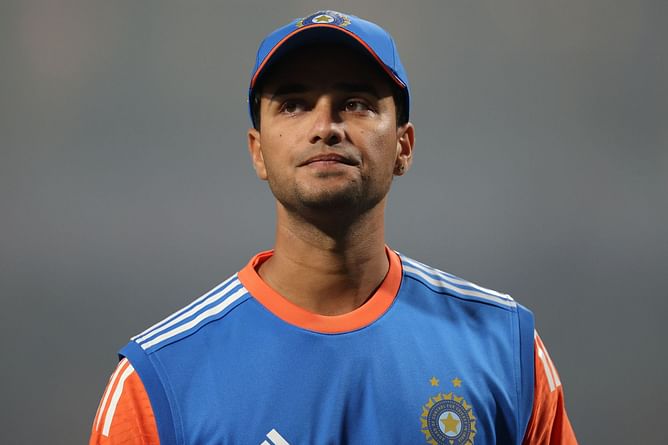 3 खिलाड़ी जो अभिषेक शर्मा के बाहर होने पर दूसरे टी20 मैच की Playing 11 में ले सकते हैं उनकी जगह