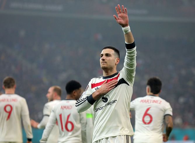 FCSB 0-2 Manchester United: Player Ratings as Dalot and Mainoo score in a comfortable win for the Red Devils | UEFA Europa League 2024-25
