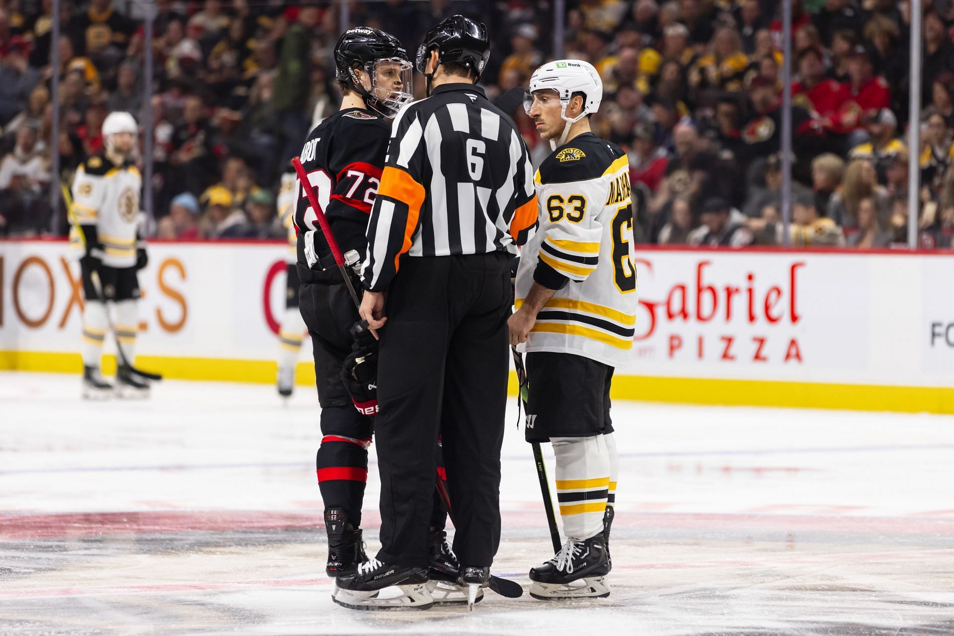 NHL: JAN 18 Bruins at Senators - Source: Getty