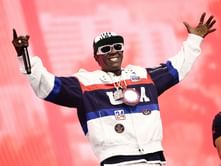 "In a world of Snoops, be a Flav"—Internet reacts to Flavor Flav setting up fundraiser to help displaced black families amid L.A. wildfires