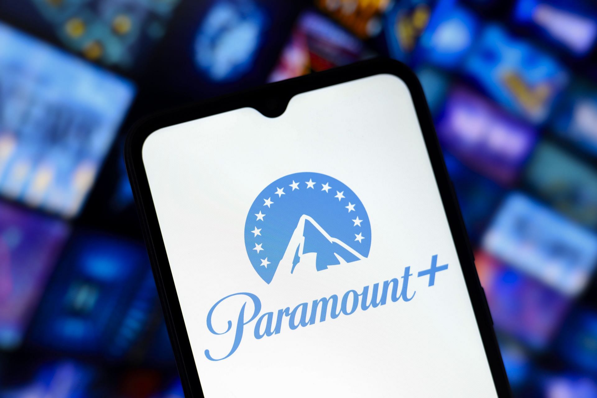 Jerry Maguire is available on multiple video streaming apps, including Paramount Plus (Image via Getty)