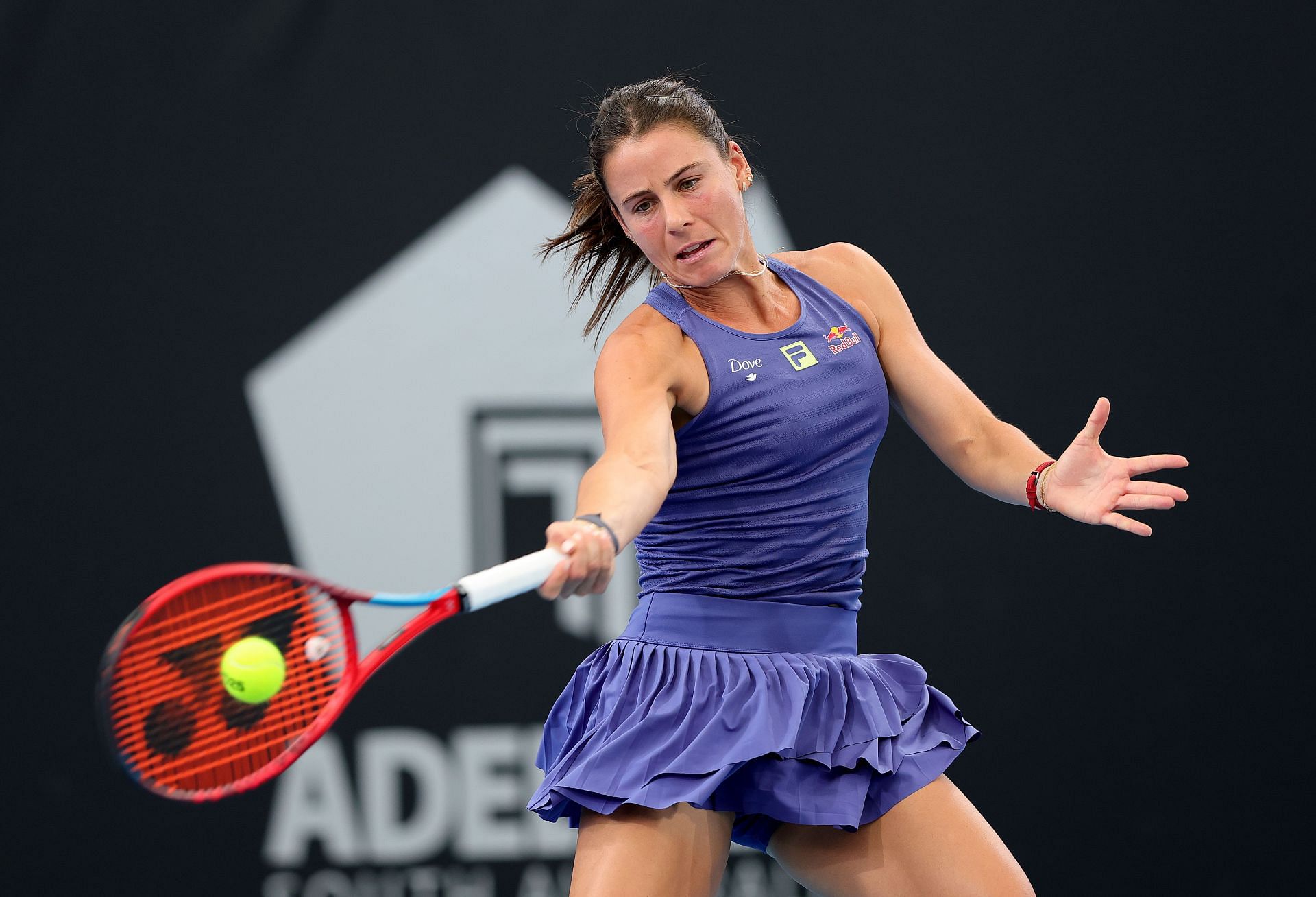 Emma Navarro in action at the Adelaide International (Image Source: Getty)