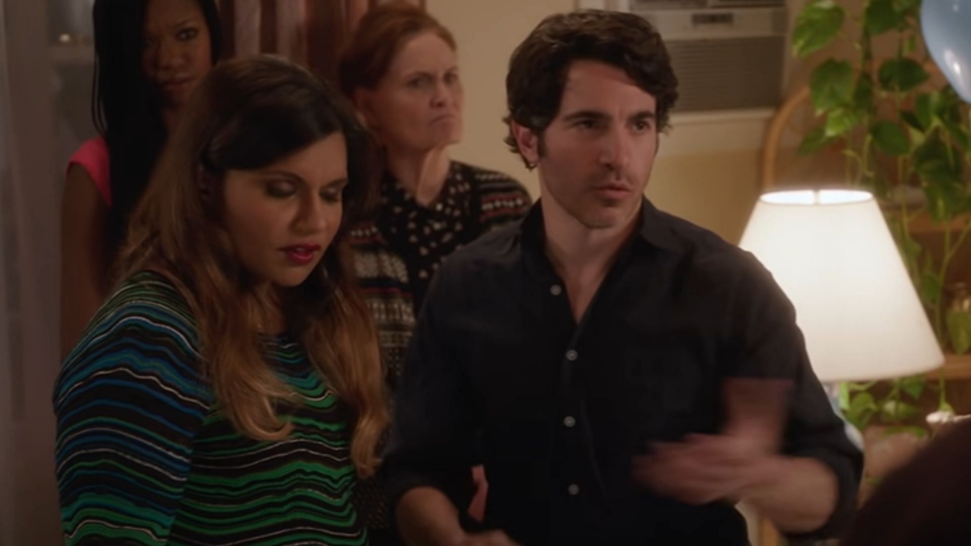 Mindy and Danny (Image via Hulu)