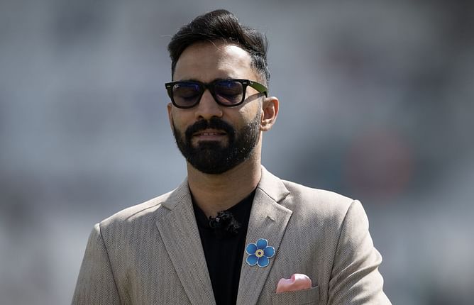 [In Pictures] Dinesh Karthik's unorthodox DRS masterstroke forces umpire to reverse decision in SA 20 2025