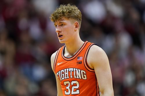 Kasparas Jakucionis (#32) of the Illinois Fighting Illini walks across the court in the first half against the Indiana Hoosiers on January 14, 2025 in Bloomington, Indiana. Photo: Getty