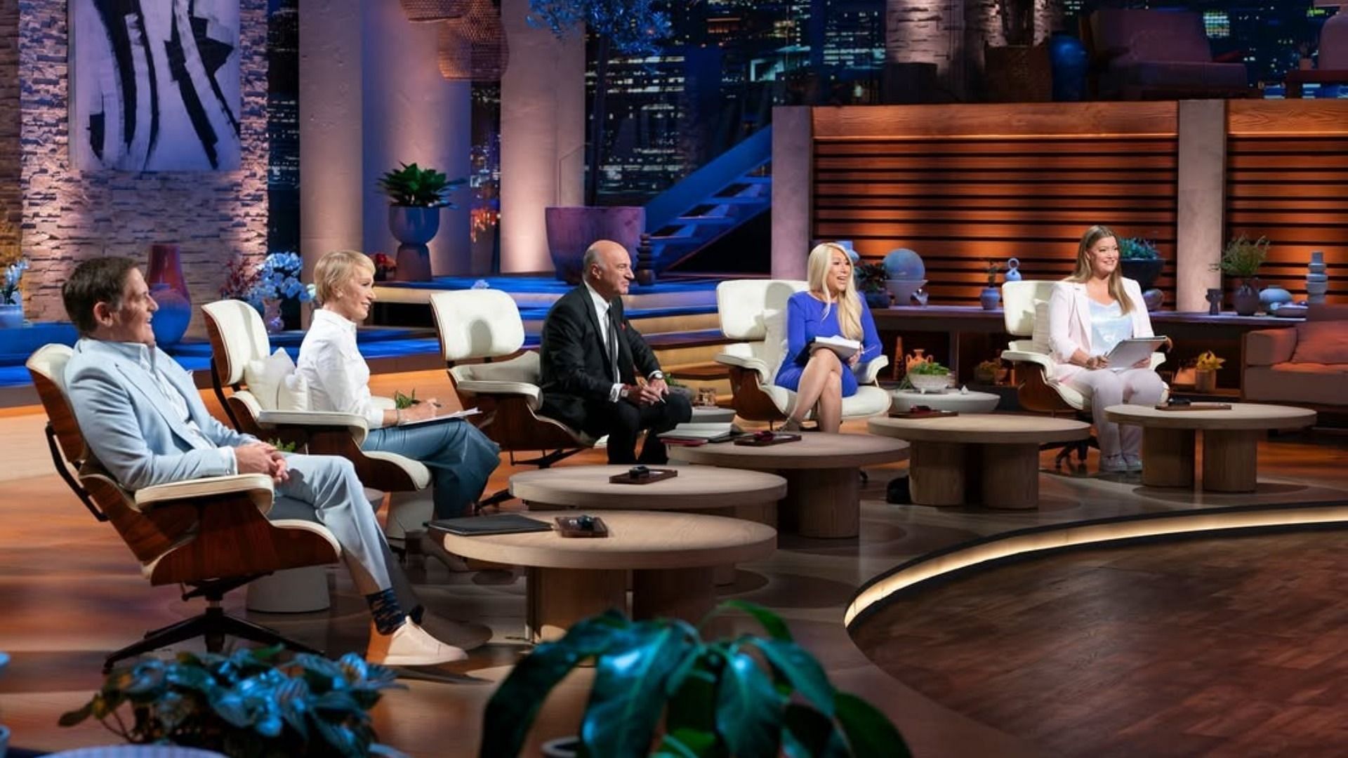 Shark Tank mentors (Image source via Instagram @sharktankabc)